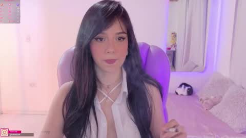 Snapshot of pau_cute chatting on 1, 12, 2025 Sofa online show from 1, 12, 2025