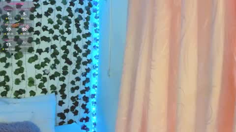 Snapshot of pau_delima__ chatting on 12, 10, 2025 paulina online show from 12, 10, 2025