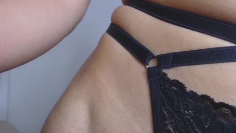 Paulina        online show from 12, 1, 2025