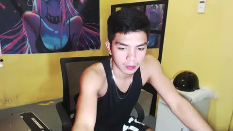 Snapshot of paul968323 chatting on 17, 11, 2025 MrBigPaul online show from 17, 11, 2025