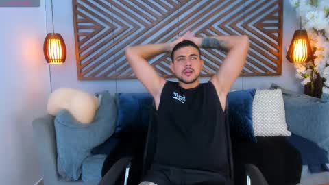 Paul Rivera online show from 13, 10, 2025