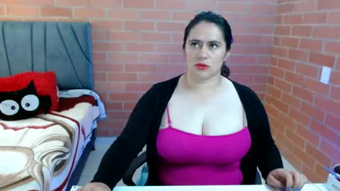 paula__117 online show from 21, 7, 2026