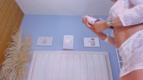 Pau online show from 3, 10, 2025