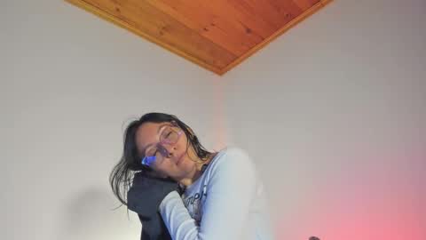 Paula perez - online show from 23, 10, 2025