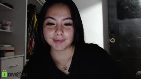 paula_torrez online show from 6, 2, 2025