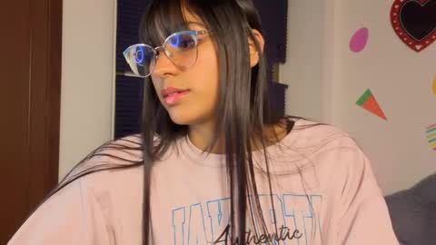 Paula  online show from 22, 4, 2026