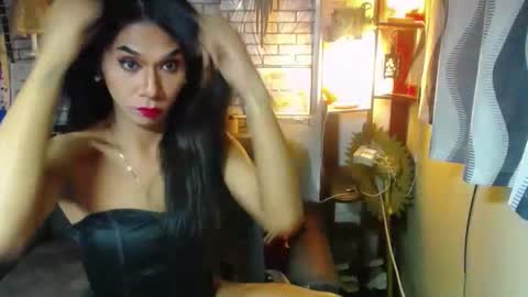 paulaontop online show from 1, 1, 2025