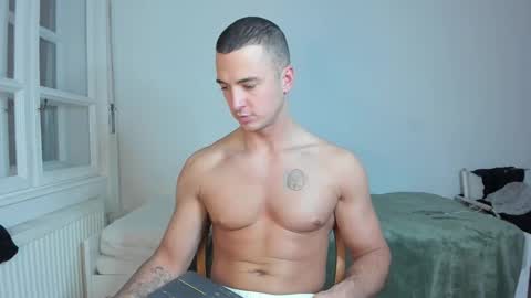 paulblack021 online show from 16, 11, 2025