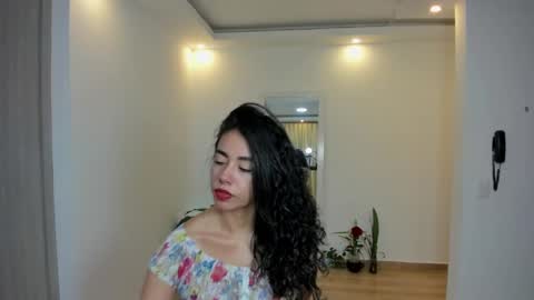 paulina online show from 1, 2, 2025