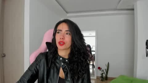 paulina online show from 12, 2, 2025