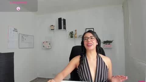 paulina online show from 6, 10, 2025