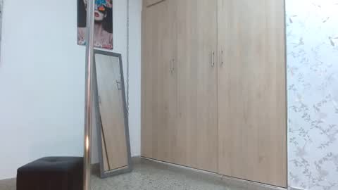 Snapshot of paulina_rubio_ chatting on 21, 12, 2024 Paulina Rubio online show from 21, 12, 2024