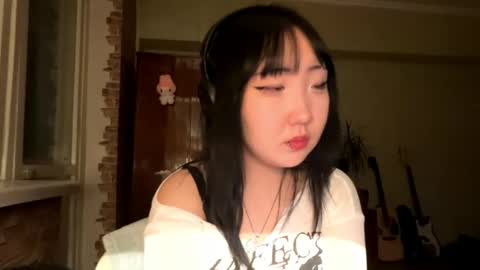 Yuna online show from 5, 3, 2026