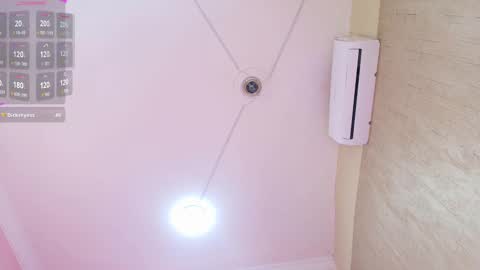 PaulinaSaennz online show from 5, 3, 2025