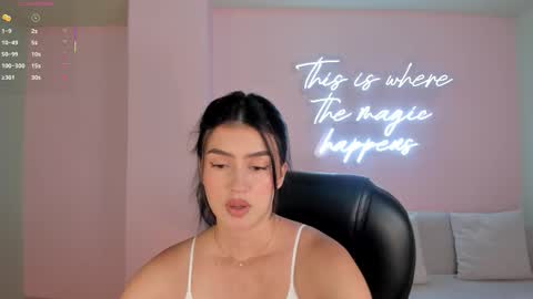 Paulina Santos  online show from 27, 9, 2025