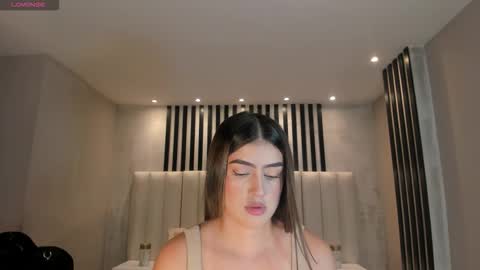 Paulina Santos  online show from 25, 2, 2026