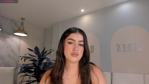 Paulina Santos  online show from 21, 4, 2026