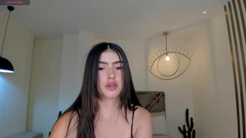 Paulina Santos  online show from 23, 4, 2026