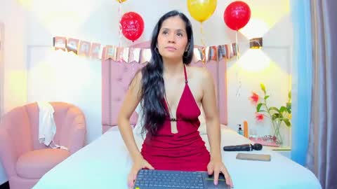 paulinavera online show from 19, 5, 2026