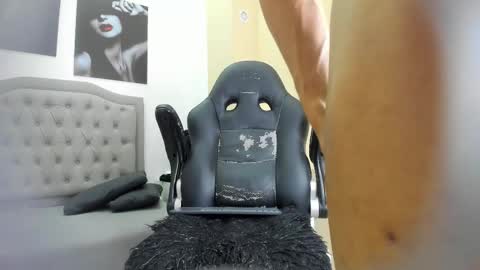 Paull Cassidy online show from 29, 11, 2025