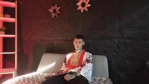 Snapshot of paulo527 chatting on 21, 12, 2025 Paulo online show from 21, 12, 2025