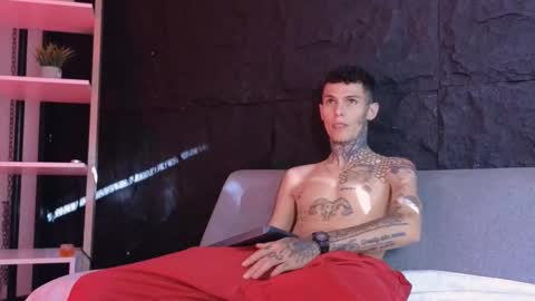 Snapshot of paulo527 chatting on 7, 1, 2026 Paulo online show from 7, 1, 2026