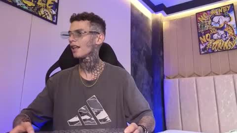 Snapshot of paulo527 chatting on 7, 3, 2026 Paulo online show from 7, 3, 2026