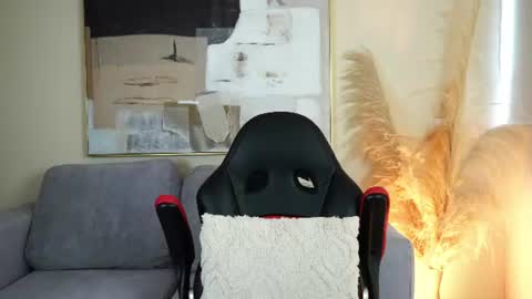 Paul Phoenix online show from 5, 7, 2026