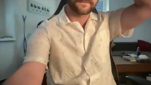 Snapshot of paulsimpsn chatting on 9, 5, 2026 love bush online show from 9, 5, 2026