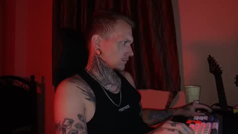 Paul Velvet online show from 26, 11, 2025