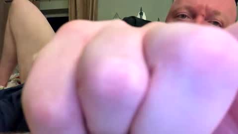 Snapshot of paulyb445 chatting on 15, 11, 2025 paulyb445 online show from 15, 11, 2025