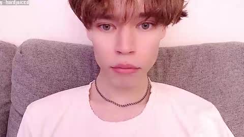 Snapshot of pawclaw chatting on 12, 10, 2025 pawclaw online show from 12, 10, 2025