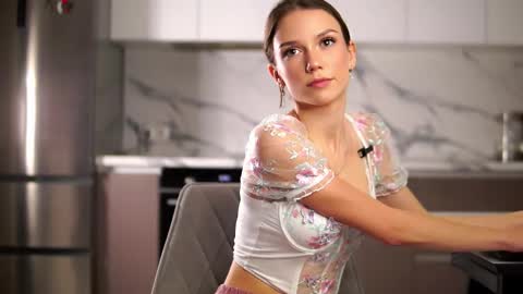 Beautiful Mila online show from 1, 12, 2025