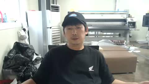 Snapshot of pcx28 chatting on 2, 7, 2026 pcx28 online show from 2, 7, 2026