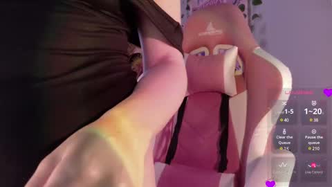  P E A C H   online show from 28, 2, 2025