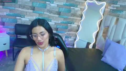 Snapshot of peachy_tay chatting on 12, 1, 2026 peachy_tay online show from 12, 1, 2026