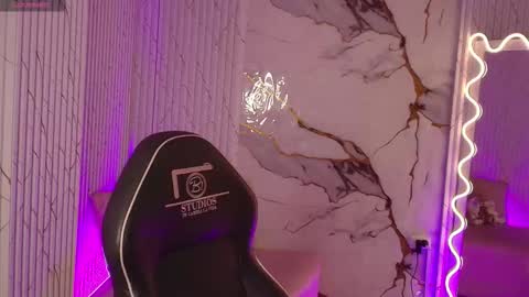 peachy_tay online show from 20, 3, 2026