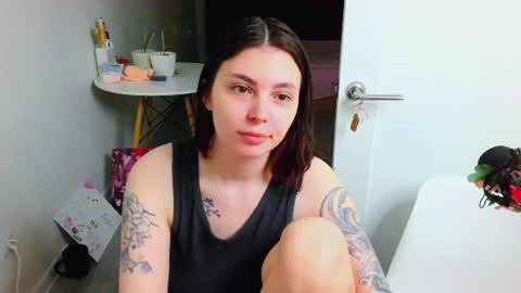Peachy online show from 27, 7, 2026
