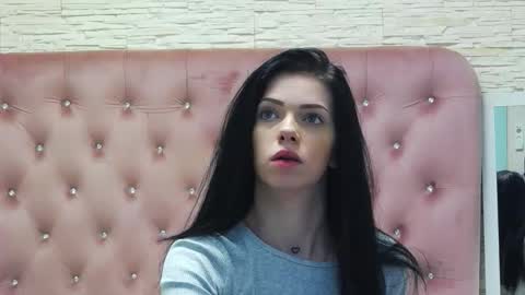 Ella online show from 16, 2, 2026