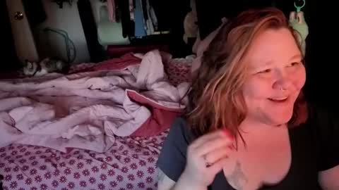 Peachy Nessa online show from 3, 2, 2026