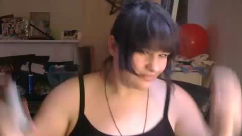 Snapshot of peakobunny chatting on 18, 12, 2025 peakobunny online show from 18, 12, 2025