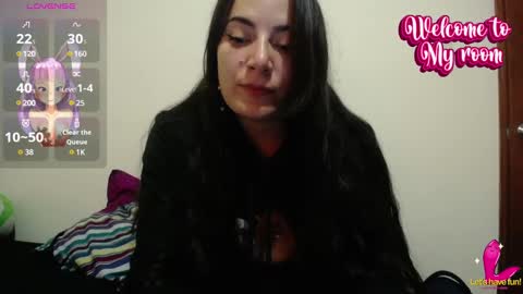 Snapshot of pearl_3 chatting on 5, 3, 2025 Pearl online show from 5, 3, 2025