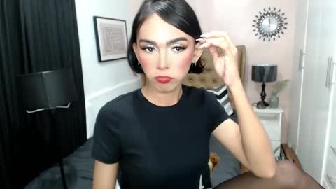 Snapshot of pearlmoore chatting on 23, 2, 2025 Pearl online show from 23, 2, 2025