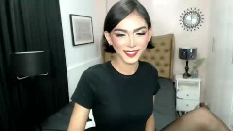 Snapshot of pearlmoore chatting on 25, 2, 2025 Pearl online show from 25, 2, 2025