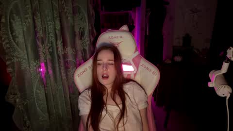 Adelina online show from 22, 4, 2026