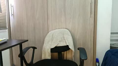 pecsblack888 online show from 18, 4, 2026