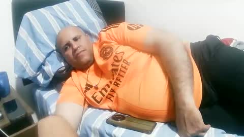 Snapshot of pedrofalfan chatting on 12, 11, 2025 Pedro online show from 12, 11, 2025