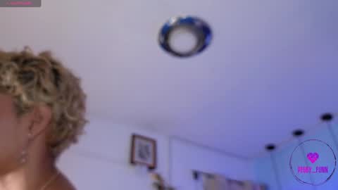 Snapshot of peggy_funn chatting on 4, 1, 2025 peggy-funn online show from 4, 1, 2025