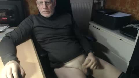 Snapshot of pemue65 chatting on 23, 2, 2026 Pemue65 online show from 23, 2, 2026