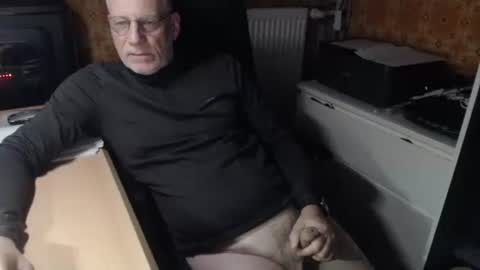 Snapshot of pemue65 chatting on 16, 3, 2026 Pemue65 online show from 16, 3, 2026